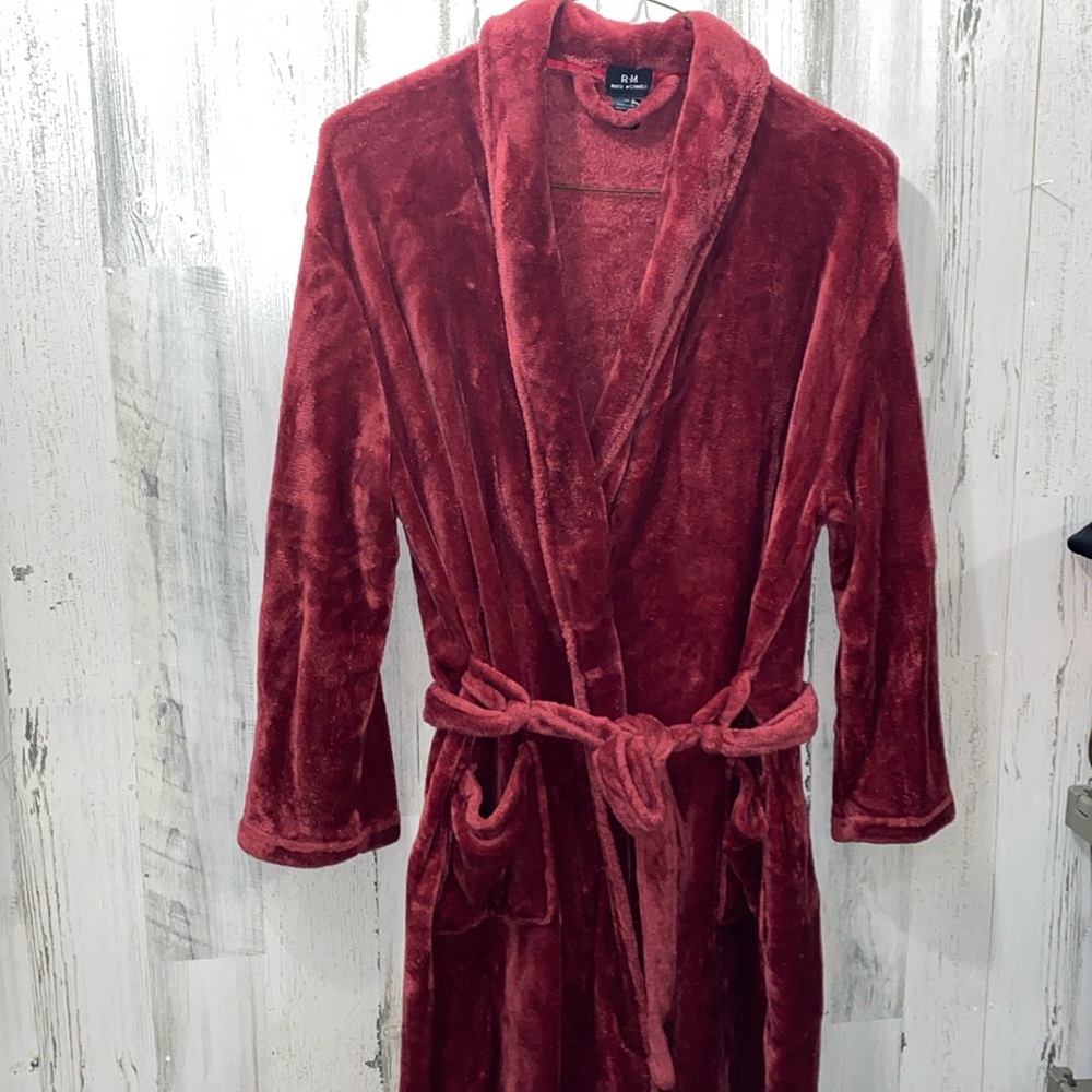 1213 RM Robe by Ross Michaels